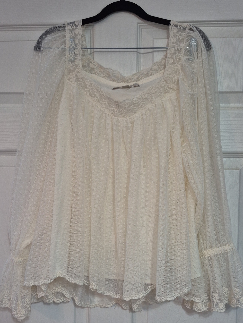 LOFT Ivory Swiss Dot Lace Peasant Top